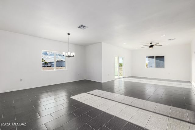 5738 E Hermans Road, Tucson, AZ 85756