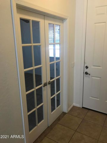 3664 E Sebastian Lane, Gilbert, AZ 85297
