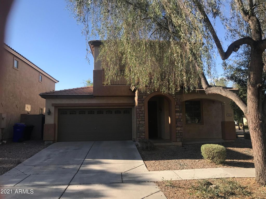 3664 E Sebastian Lane, Gilbert, AZ 85297