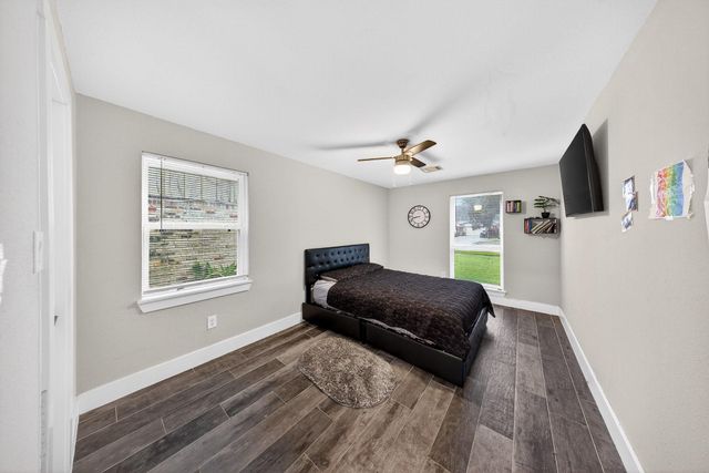 6215 Great Oaks Drive, Houston, TX 77050