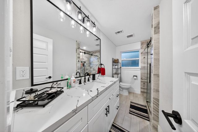6215 Great Oaks Drive, Houston, TX 77050