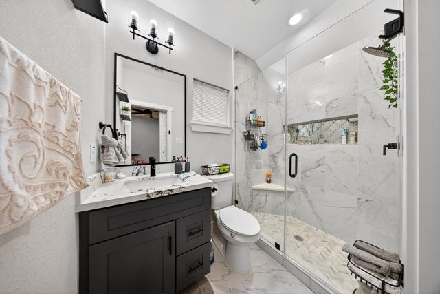 6215 Great Oaks Drive, Houston, TX 77050
