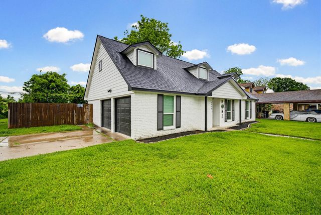 6215 Great Oaks Drive, Houston, TX 77050