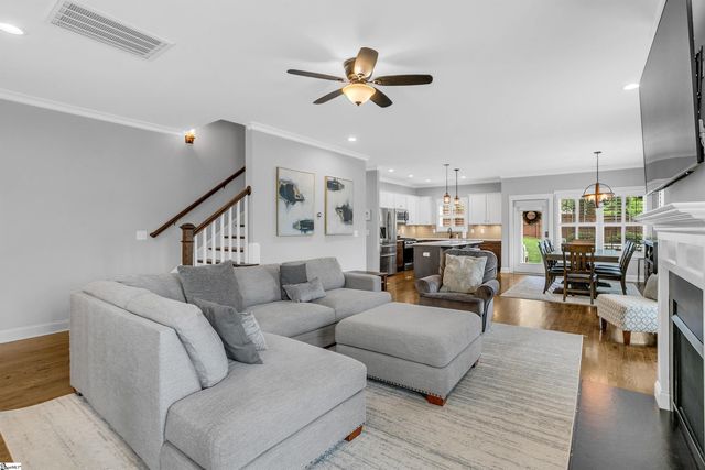 1429 E North Street, Greenville, SC 29607