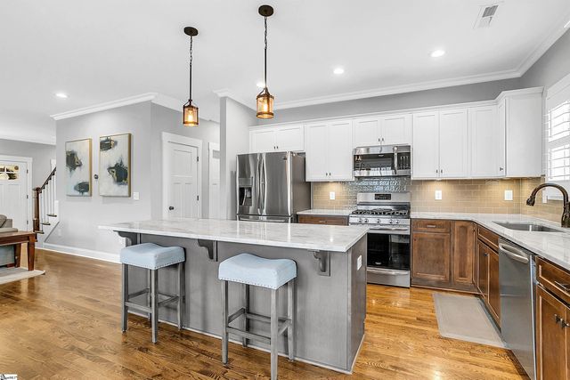 1429 E North Street, Greenville, SC 29607