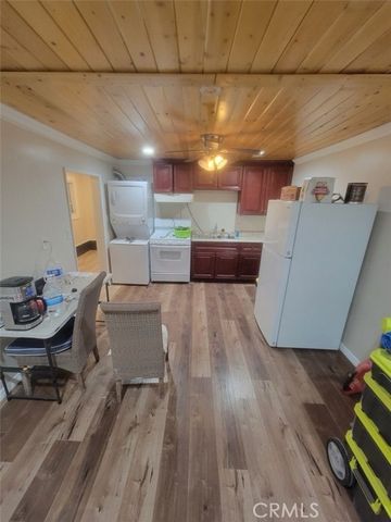 1011 San Pascual Avenue, Los Angeles, CA 90042