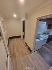 1011 San Pascual Avenue, Los Angeles, CA 90042