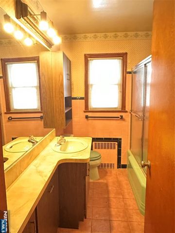 97 Wortendyke Avenue, Emerson, NJ 07630