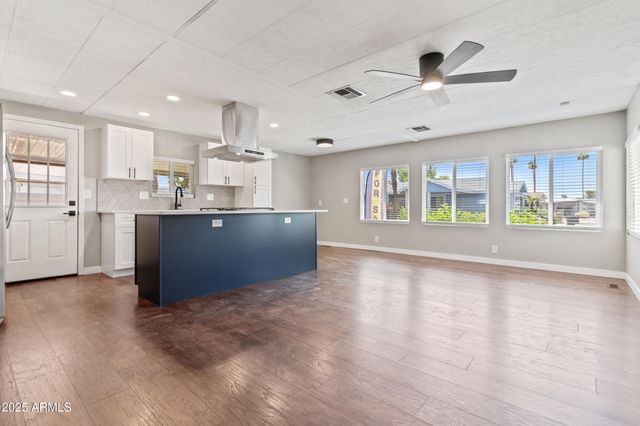 2401 W SOUTHERN Avenue 224, Tempe, AZ 85282