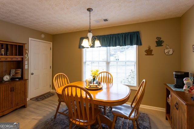 164 Laurel Lane, Social Circle, GA 30025