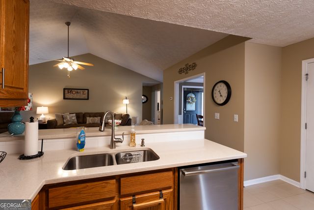 164 Laurel Lane, Social Circle, GA 30025
