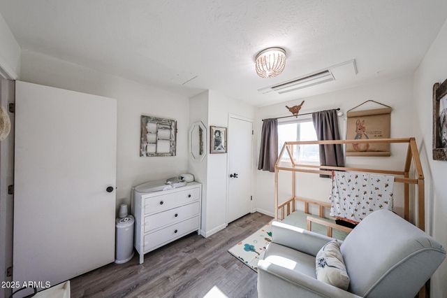 48624 N 3RD Avenue, New River, AZ 85087