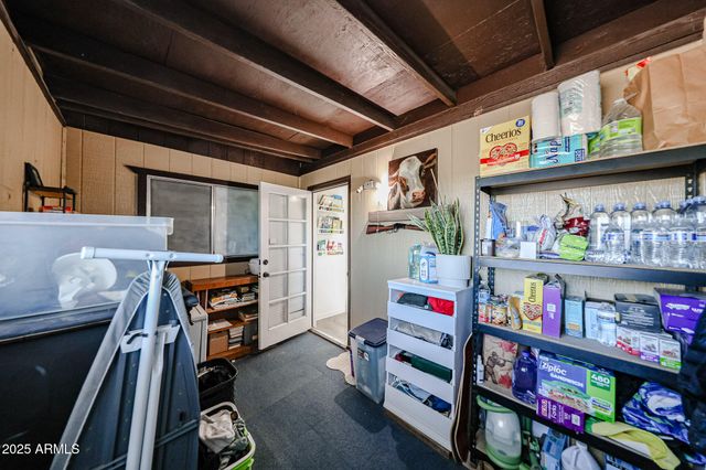 48624 N 3RD Avenue, New River, AZ 85087