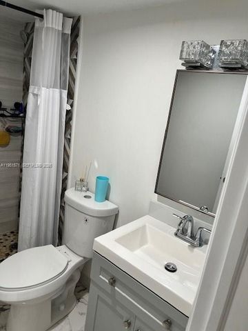 854 NW 87th Ave 405, Miami, FL 33172