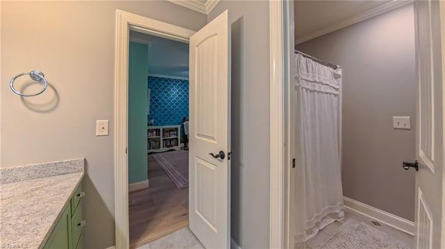 5629 Cedarmere Drive, Winston-salem, NC 27106