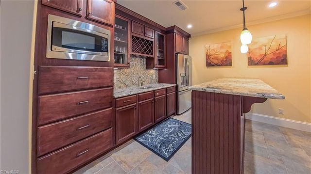 5629 Cedarmere Drive, Winston-salem, NC 27106