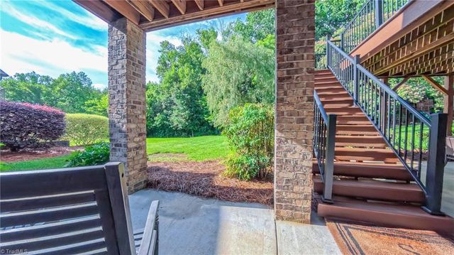 5629 Cedarmere Drive, Winston-salem, NC 27106