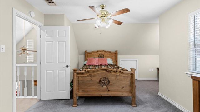 689 Abels Way, Canyon Lake, TX 78133