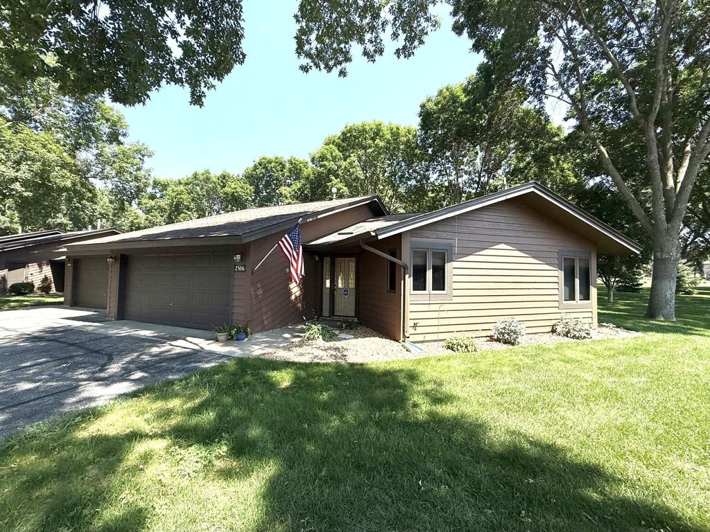 2506 15th Street N, Saint Cloud, MN 56303