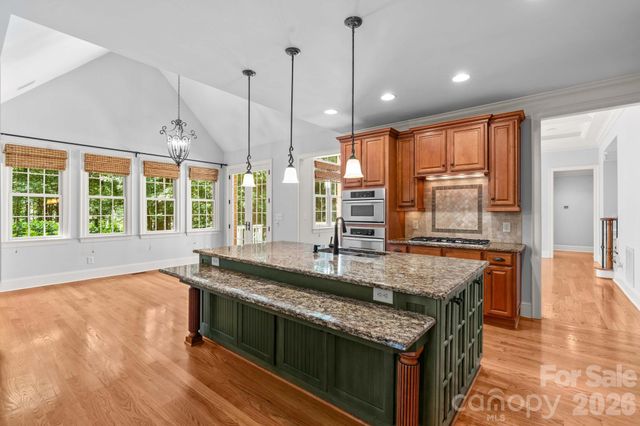 164 Bayberry Creek Circle, Mooresville, NC 28117