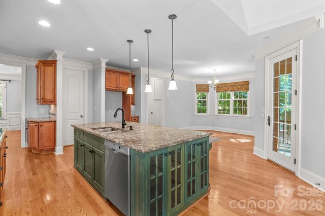 164 Bayberry Creek Circle, Mooresville, NC 28117