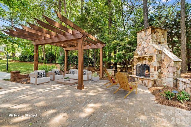164 Bayberry Creek Circle, Mooresville, NC 28117