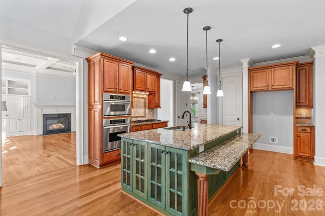 164 Bayberry Creek Circle, Mooresville, NC 28117