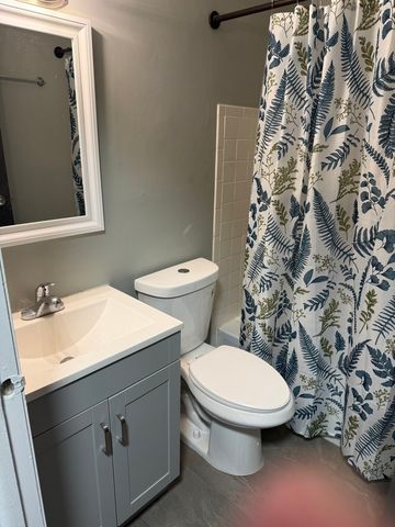 872 Winesap Court 302, Prospect Heights, IL 60070