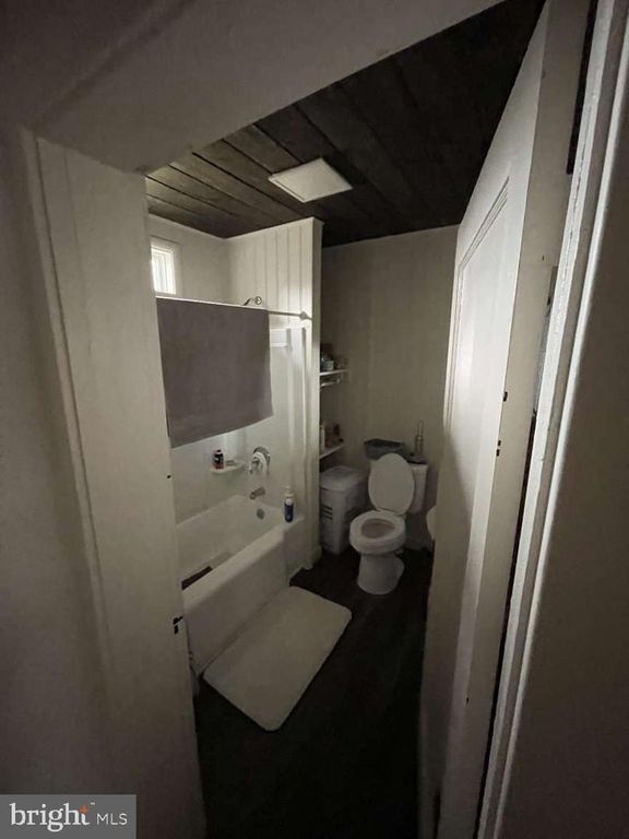 Image 7 of property listing at 136 WAVERLY ST, Westernport, MD 21562