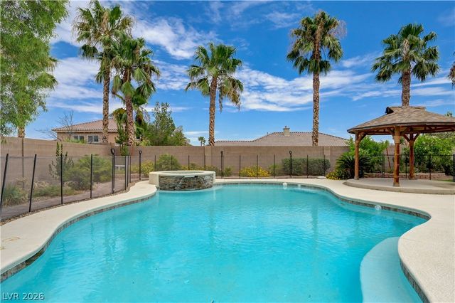 5532 Collier Hills Street, Las Vegas, NV 89149
