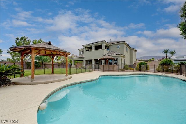 5532 Collier Hills Street, Las Vegas, NV 89149
