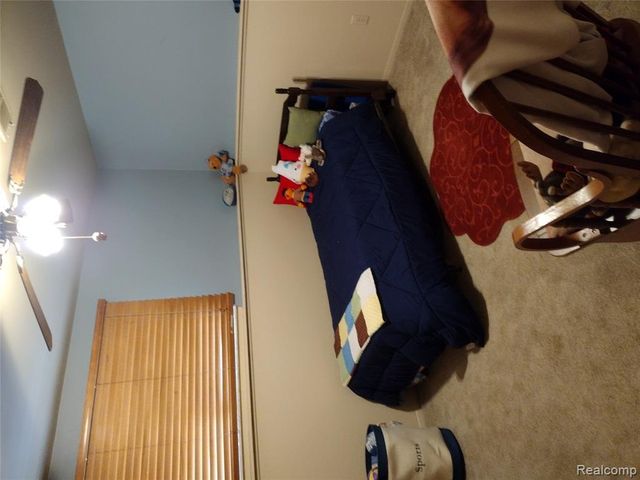 15537 Valerie Drive, Macomb, MI 48044