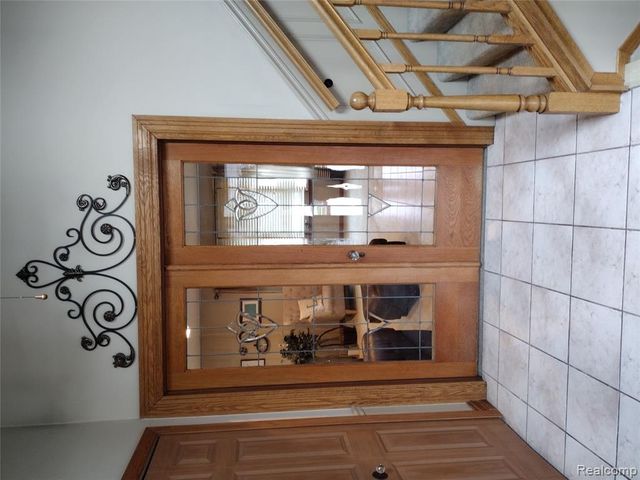 15537 Valerie Drive, Macomb, MI 48044