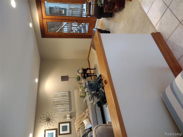 15537 Valerie Drive, Macomb, MI 48044