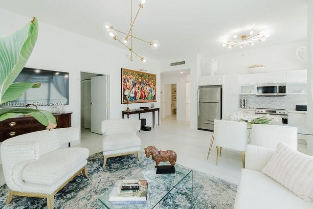 133 NE 2nd Ave 512, Miami, FL 33132