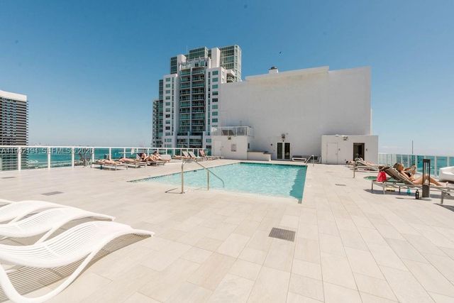 133 NE 2nd Ave 512, Miami, FL 33132