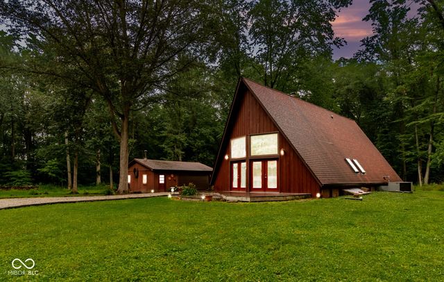 11128 E Sycamore Street, Seymour, IN 47274