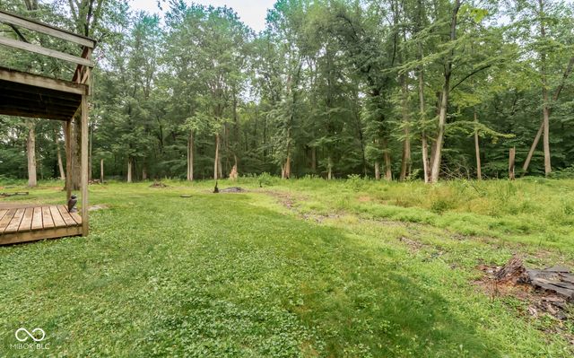 11128 E Sycamore Street, Seymour, IN 47274