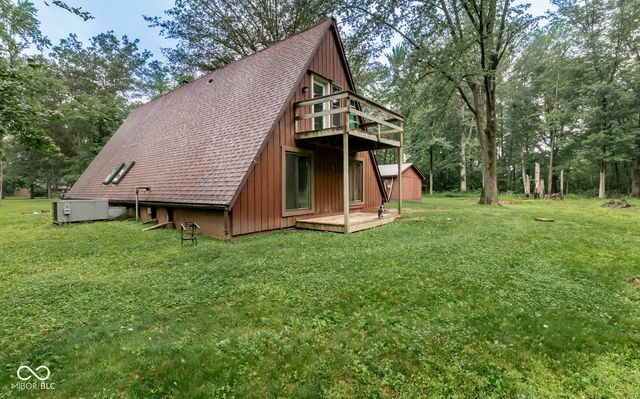 11128 E Sycamore Street, Seymour, IN 47274