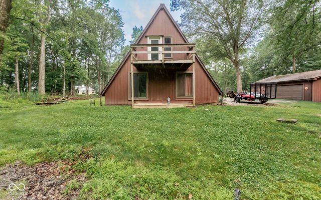 11128 E Sycamore Street, Seymour, IN 47274
