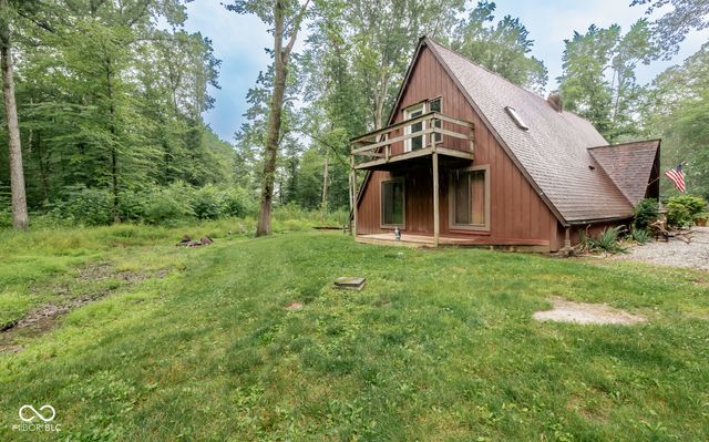 11128 E Sycamore Street, Seymour, IN 47274