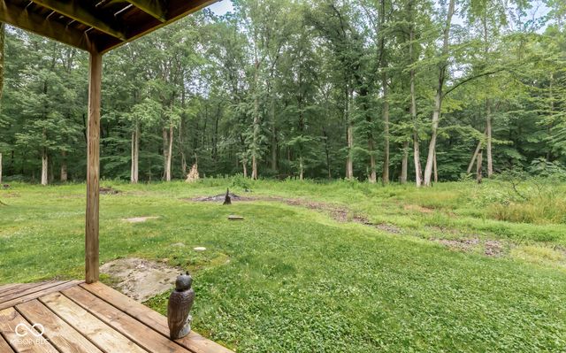 11128 E Sycamore Street, Seymour, IN 47274