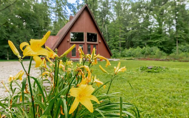 11128 E Sycamore Street, Seymour, IN 47274