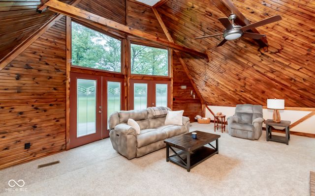 11128 E Sycamore Street, Seymour, IN 47274