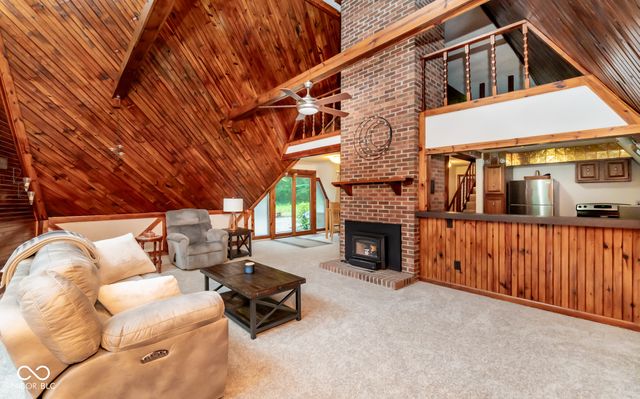 11128 E Sycamore Street, Seymour, IN 47274