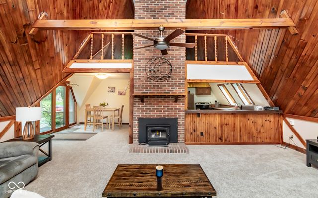 11128 E Sycamore Street, Seymour, IN 47274