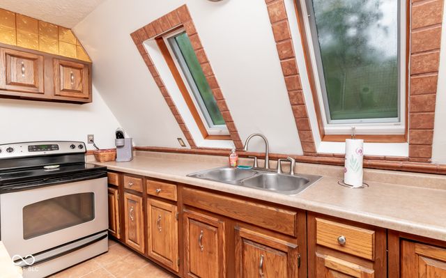 11128 E Sycamore Street, Seymour, IN 47274