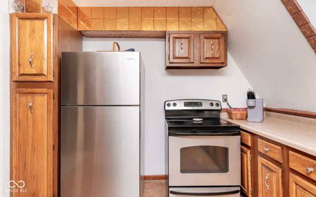 11128 E Sycamore Street, Seymour, IN 47274