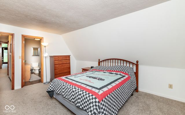 11128 E Sycamore Street, Seymour, IN 47274