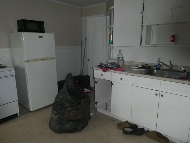 373 LAKE Avenue, Manchester, NH 03103